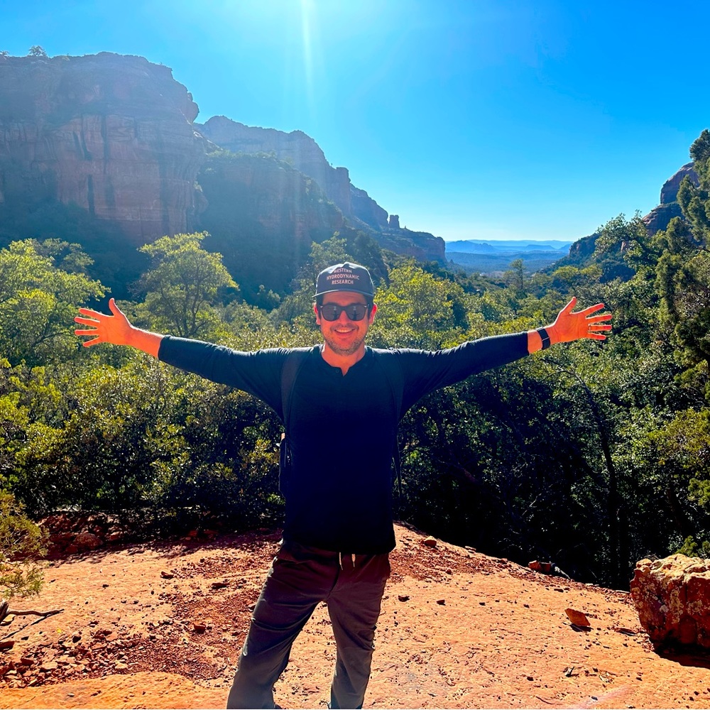 Meet your Posher, Dustin